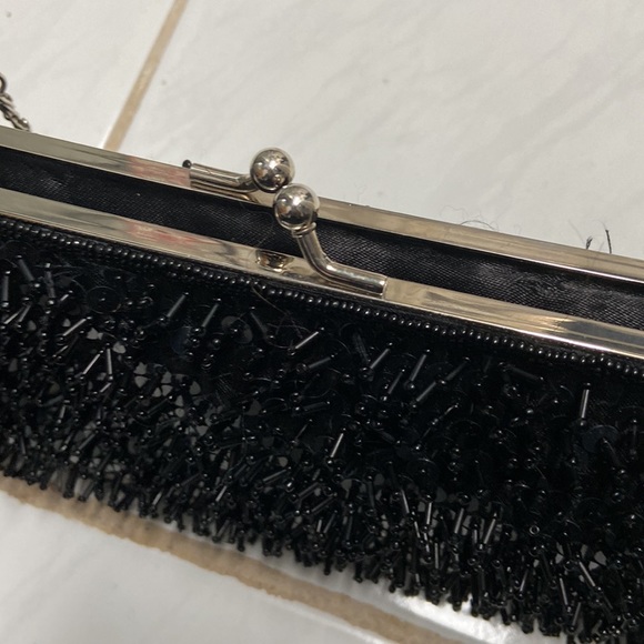 Black beaded clutch - Picture 3 of 6